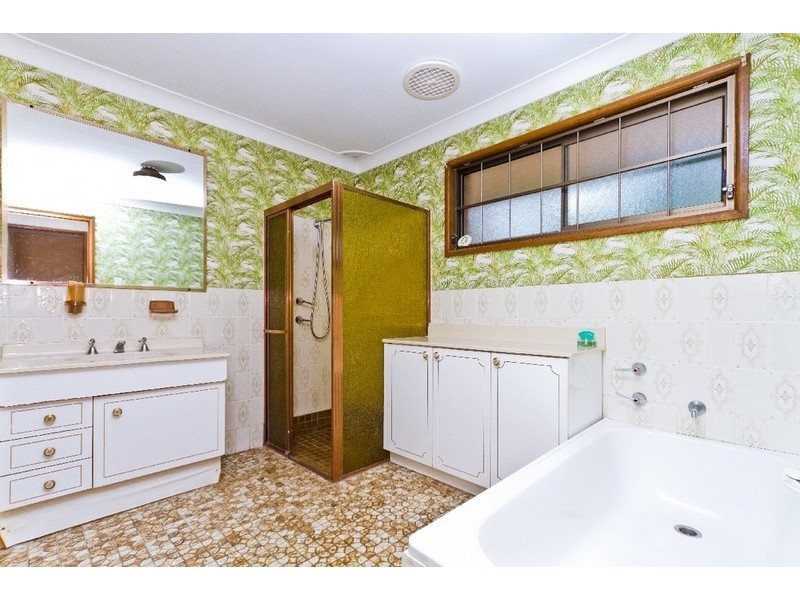 3 Packard Close, Killarney Vale NSW 2261