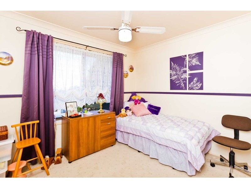 61 Hillside Drive, Berkeley Vale NSW 2261