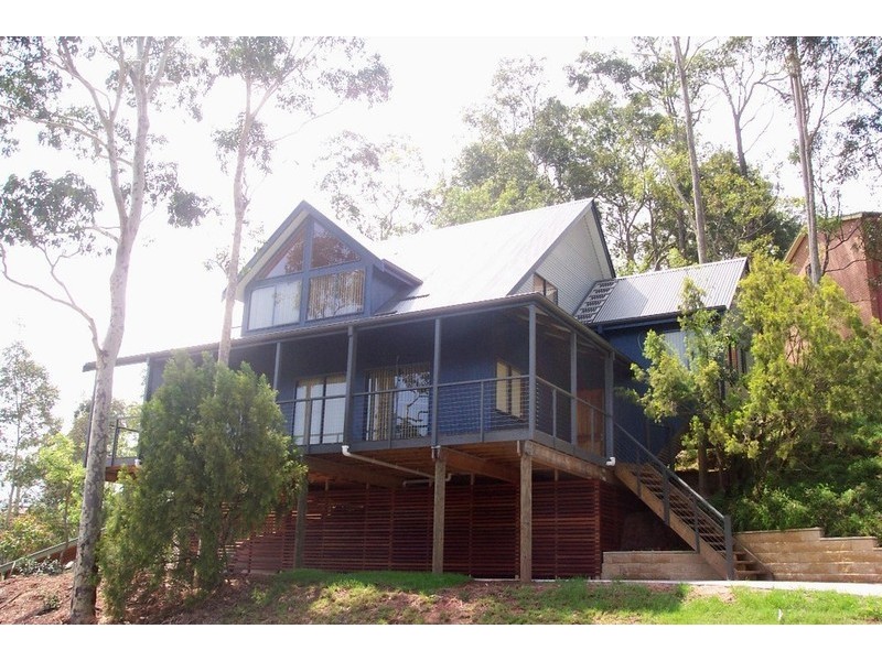 1  Hasluck Drive, Wyong NSW 2259