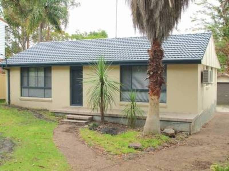 23 Gladys Avenue, Berkeley Vale NSW 2261