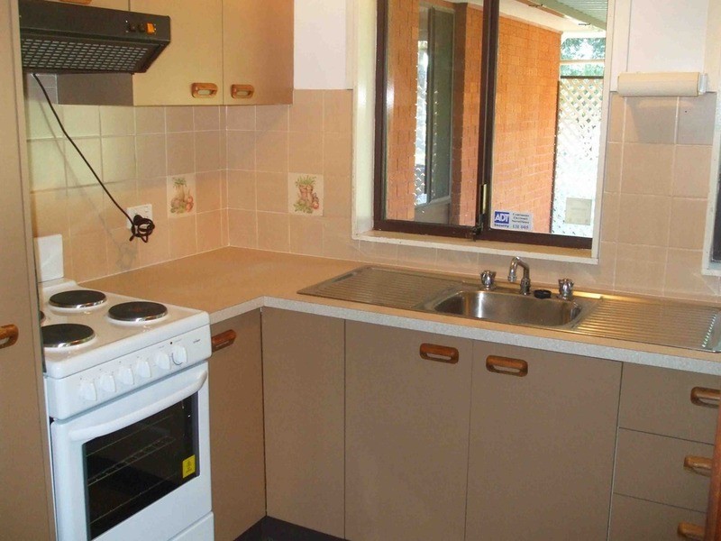 12 Lucas Crescent, Berkeley Vale NSW 2261