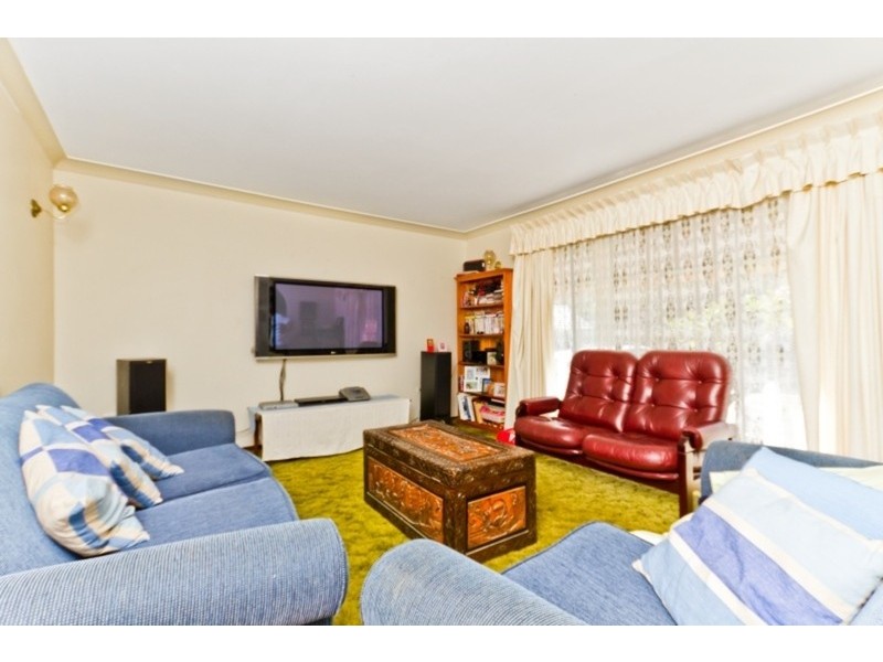 6 Kywong Close, Bateau Bay NSW 2261