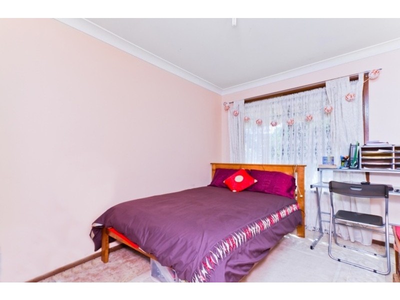 6 Kywong Close, Bateau Bay NSW 2261