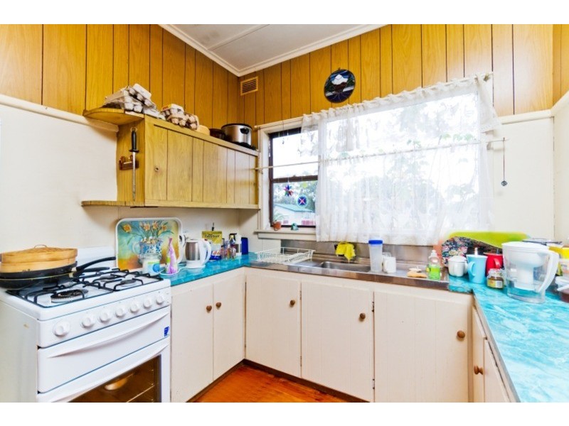 37 Bass Avenue, Killarney Vale NSW 2261