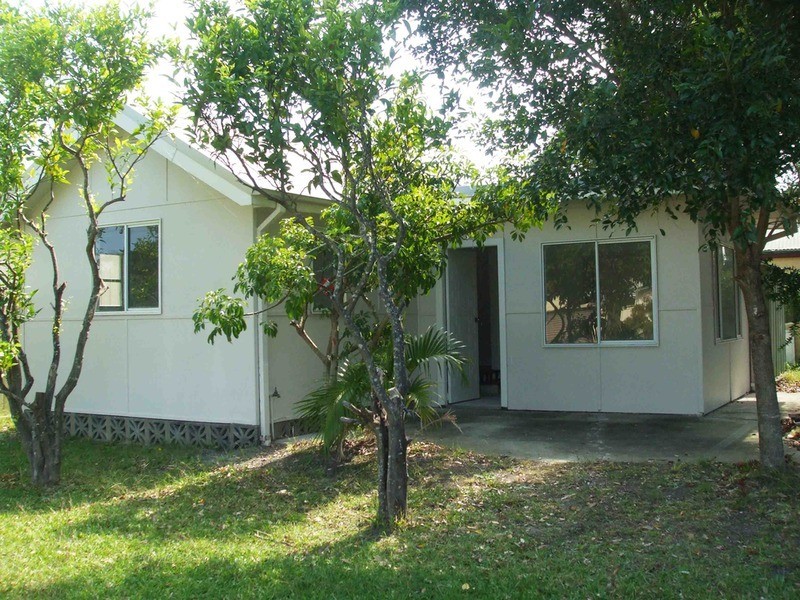 90 Lakedge Avenue, Berkeley Vale NSW 2261
