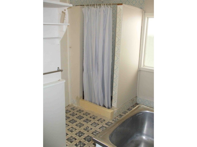 90 Lakedge Avenue, Berkeley Vale NSW 2261