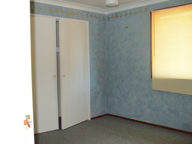 52 Shannon Parade, Berkeley Vale NSW 2261