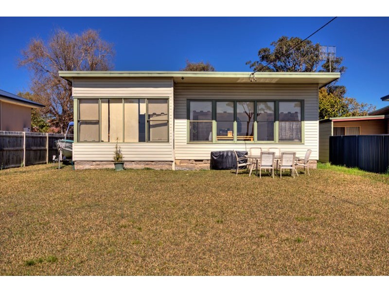 22 Lucinda Avenue, Killarney Vale NSW 2261