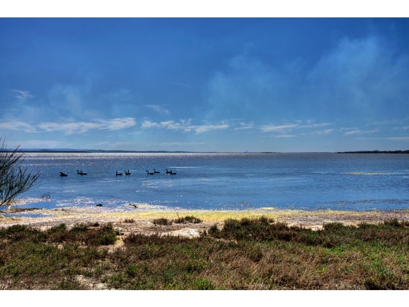 22 Lucinda Avenue, Killarney Vale NSW 2261