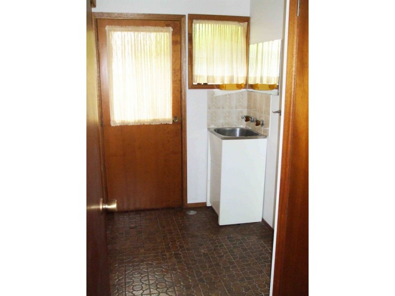 48 Dampier Boulevard, Killarney Vale NSW 2261