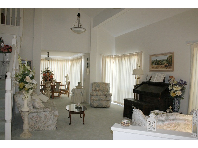 2 Thornbill Grove, Tumbi Umbi NSW 2261
