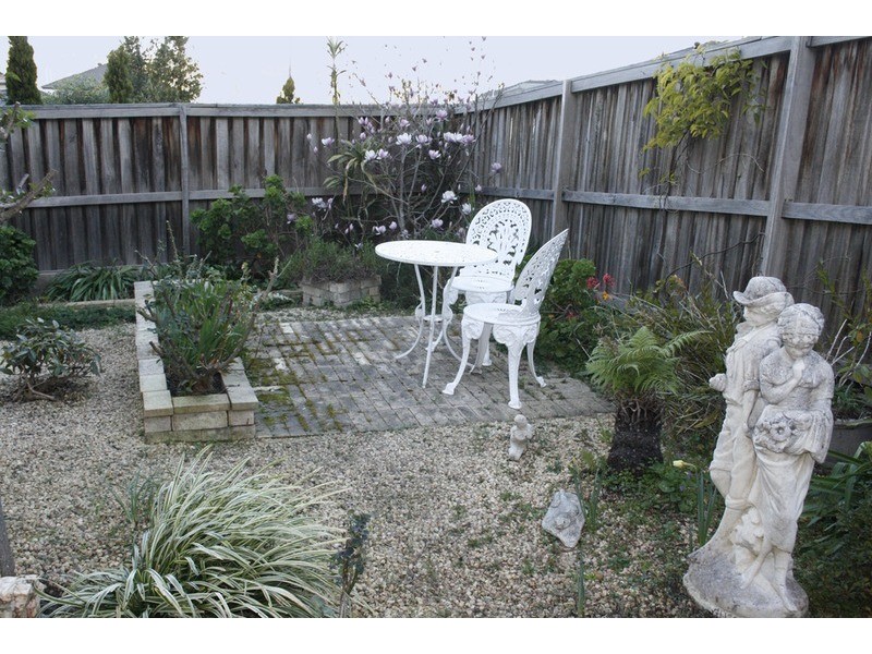 2 Thornbill Grove, Tumbi Umbi NSW 2261