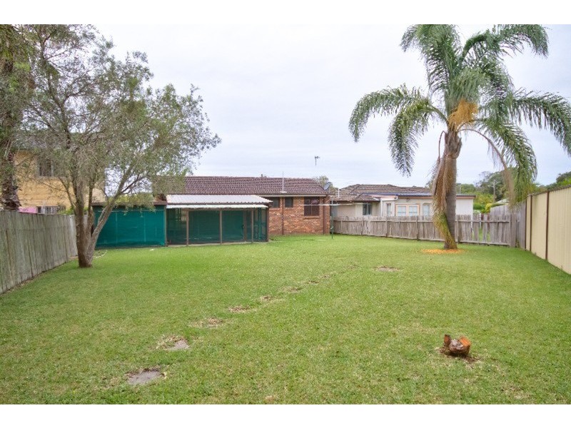 37 South Street, Killarney Vale NSW 2261
