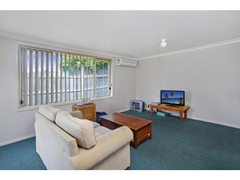4 Glider Road, Wadalba NSW 2259