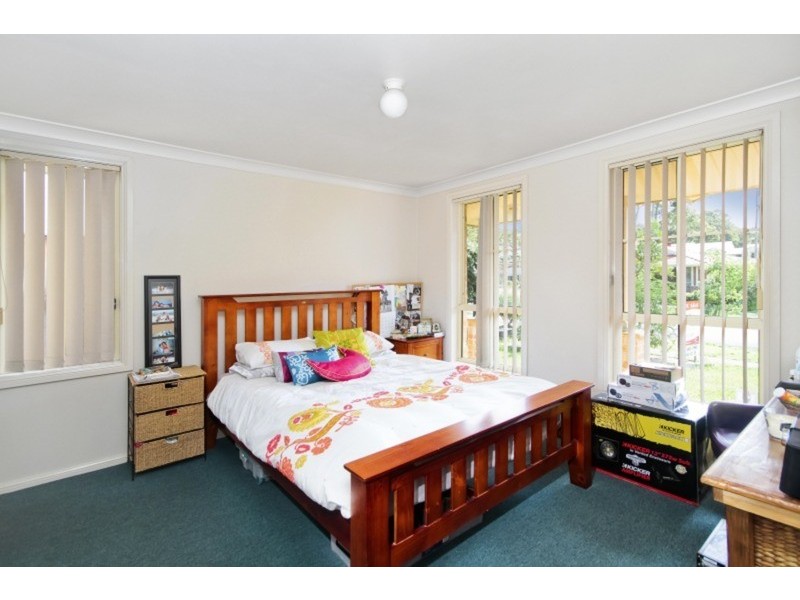 4 Glider Road, Wadalba NSW 2259