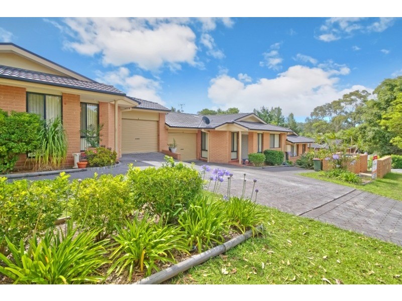 Units 1-5/6-7 Bell  Close, Mardi NSW 2259