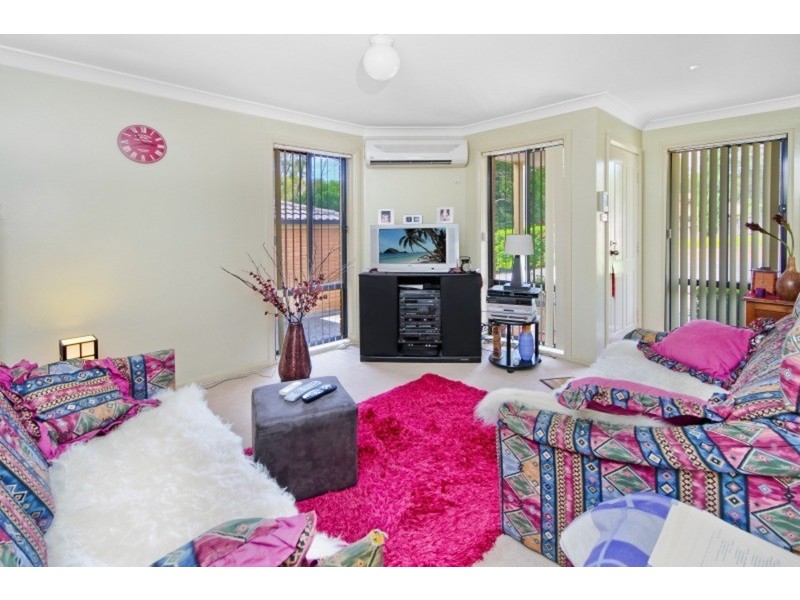 Units 1-5/6-7 Bell  Close, Mardi NSW 2259