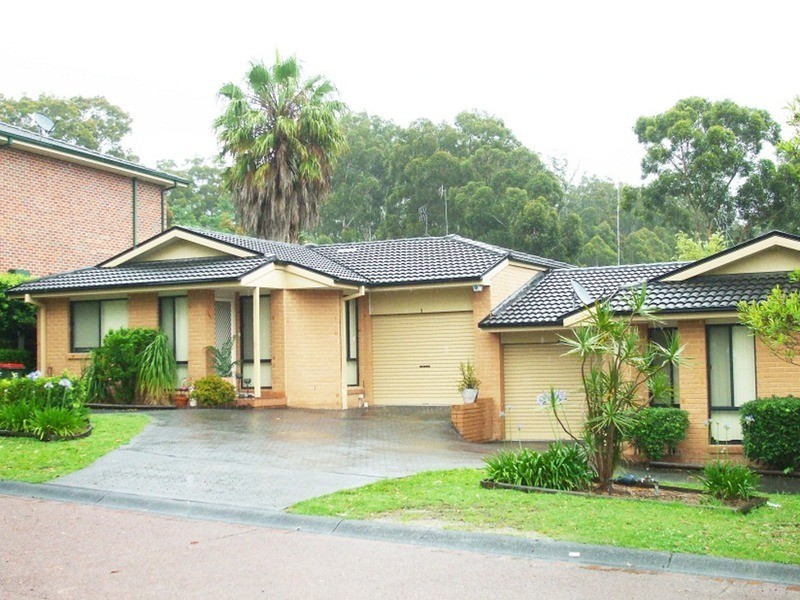 Units 1-5/6-7 Bell  Close, Mardi NSW 2259