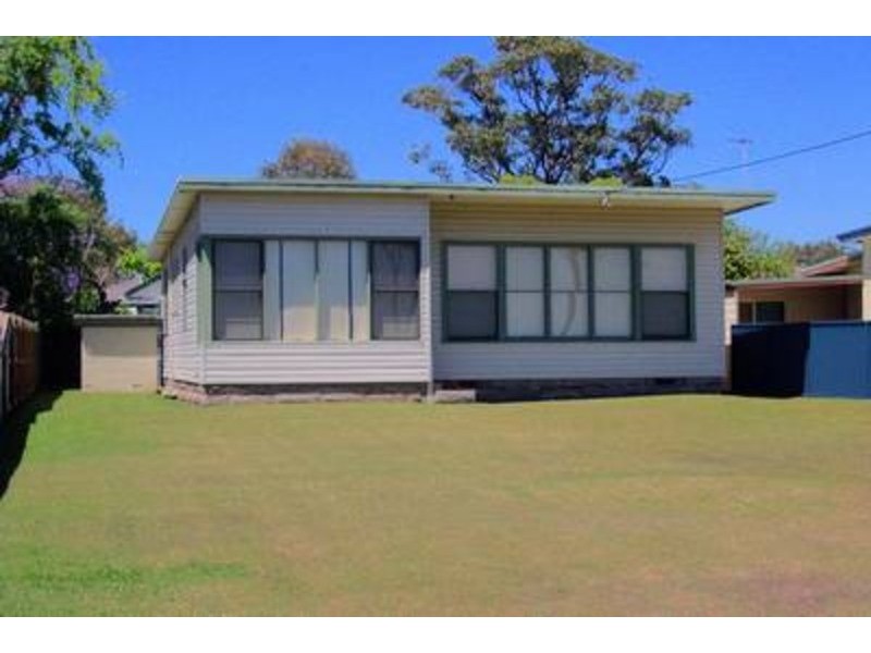 22 Lucinda Avenue, Killarney Vale NSW 2261