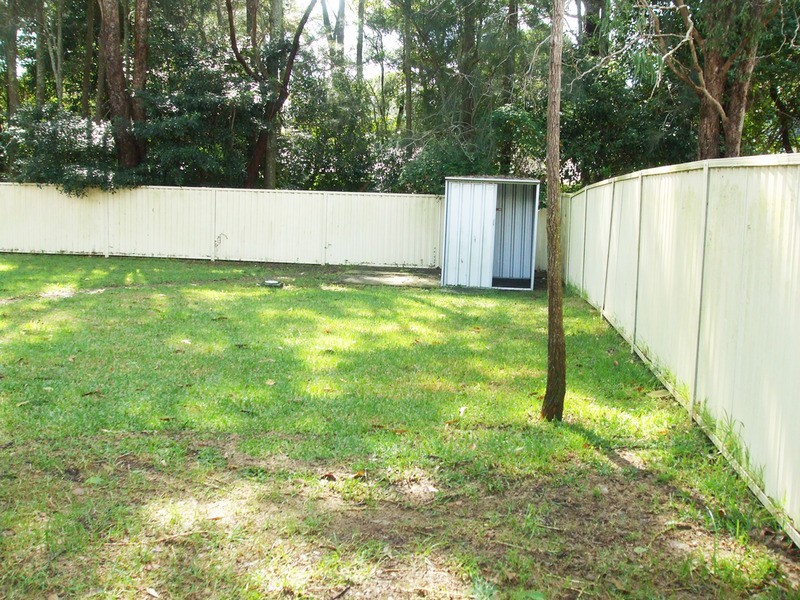27 Blenheim Avenue, Berkeley Vale NSW 2261