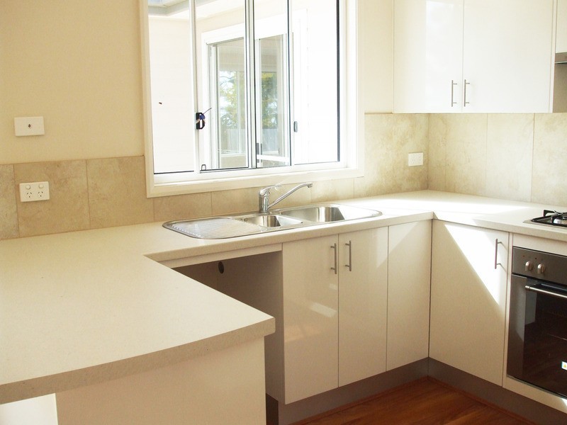 29 Lakedge Avenue, Berkeley Vale NSW 2261