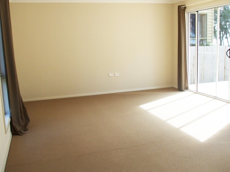 29 Lakedge Avenue, Berkeley Vale NSW 2261