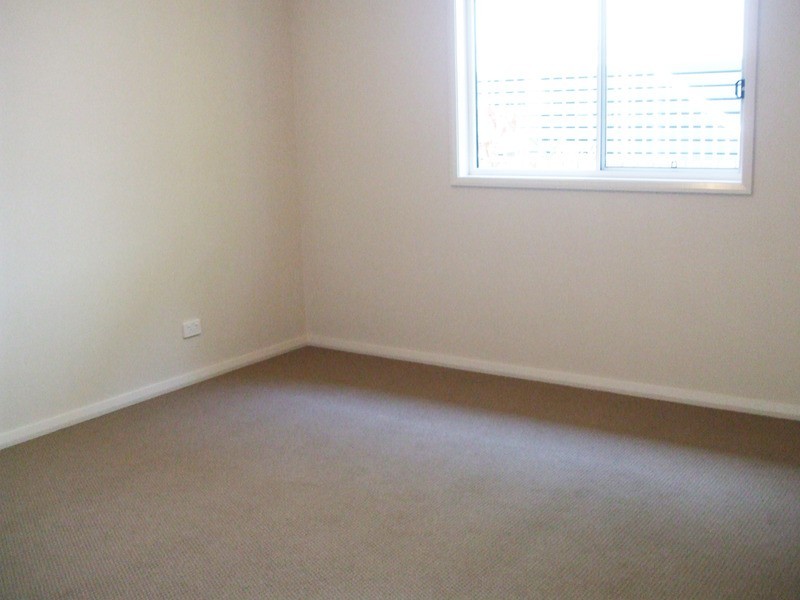 29 Lakedge Avenue, Berkeley Vale NSW 2261