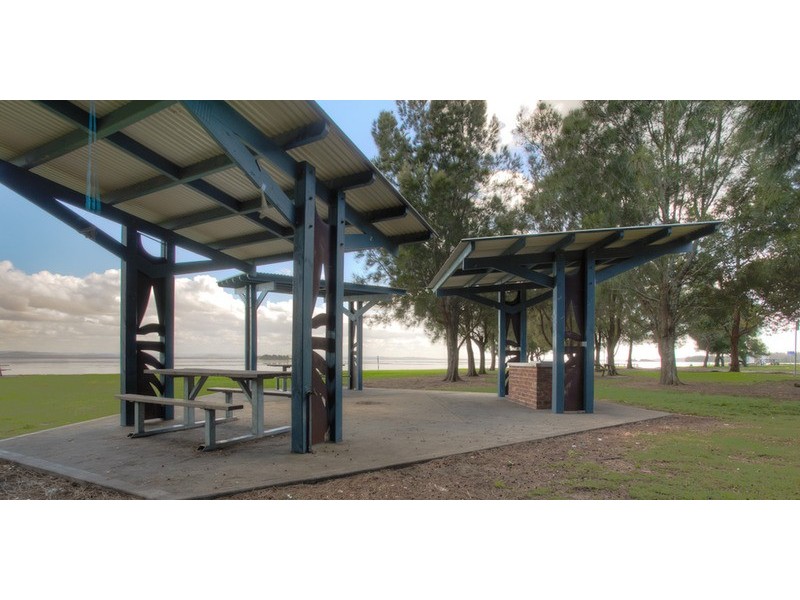 11 Lakeside Parade, The Entrance NSW 2261