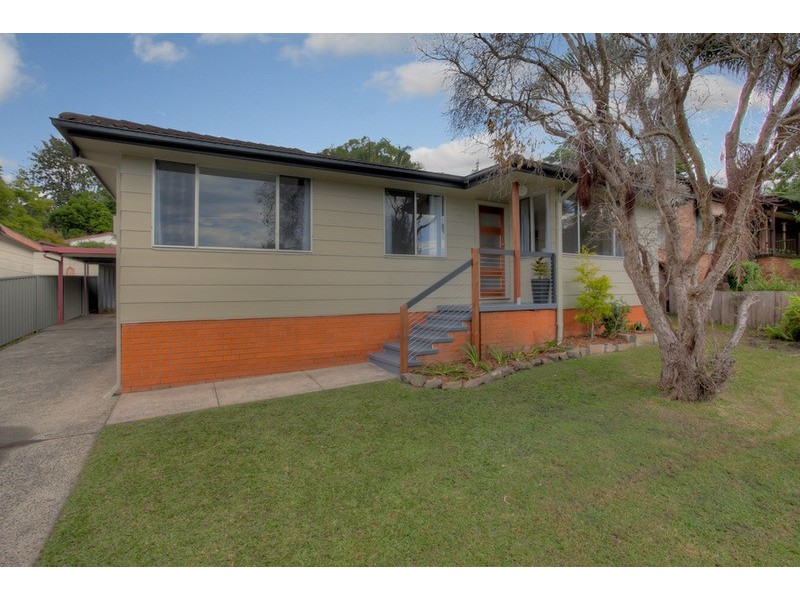 82 Henry Parkes Drive, Berkeley Vale NSW 2261