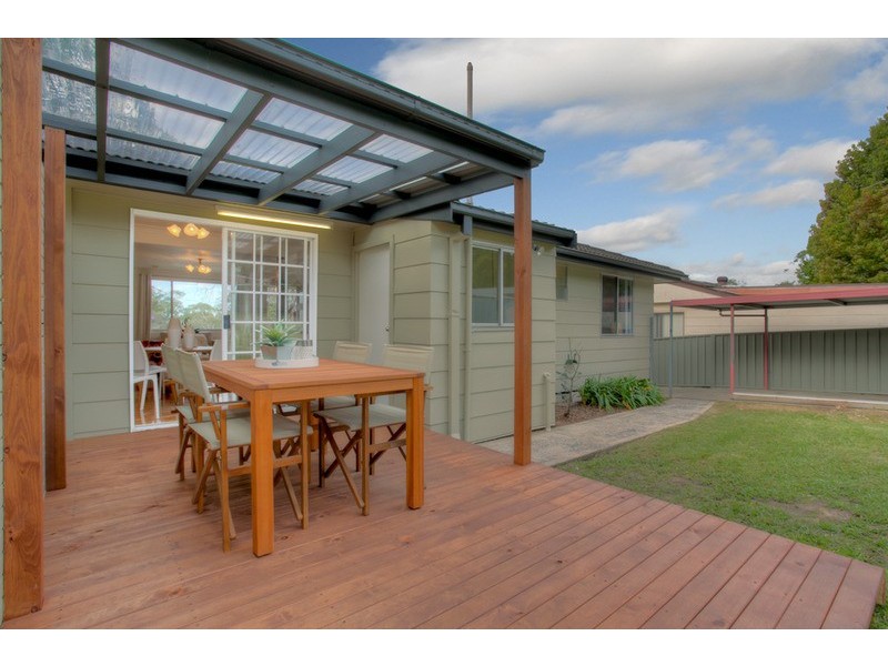 82 Henry Parkes Drive, Berkeley Vale NSW 2261