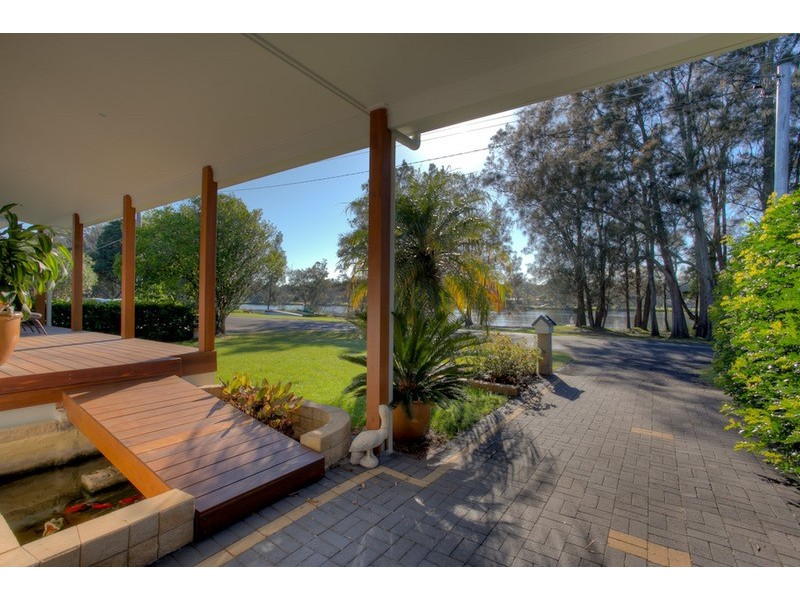 27 South Tacoma Road, Tacoma South NSW 2259