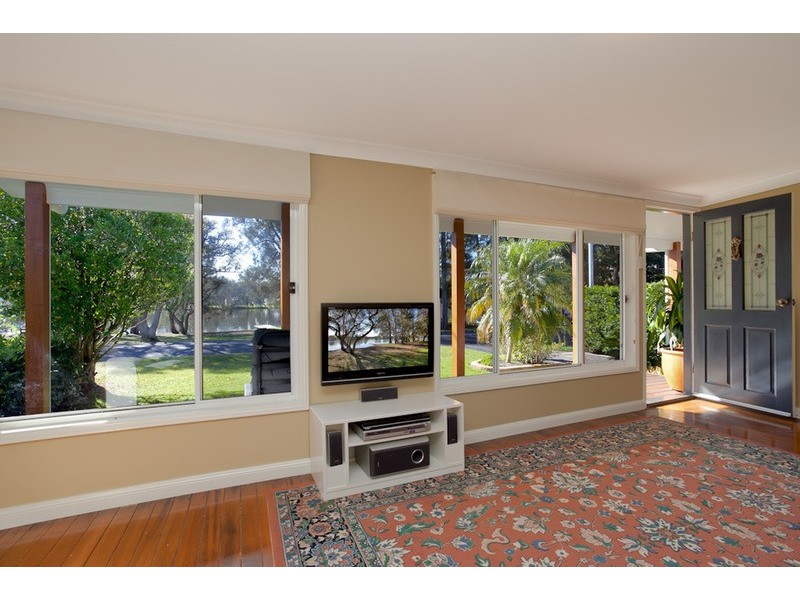 27 South Tacoma Road, Tacoma South NSW 2259