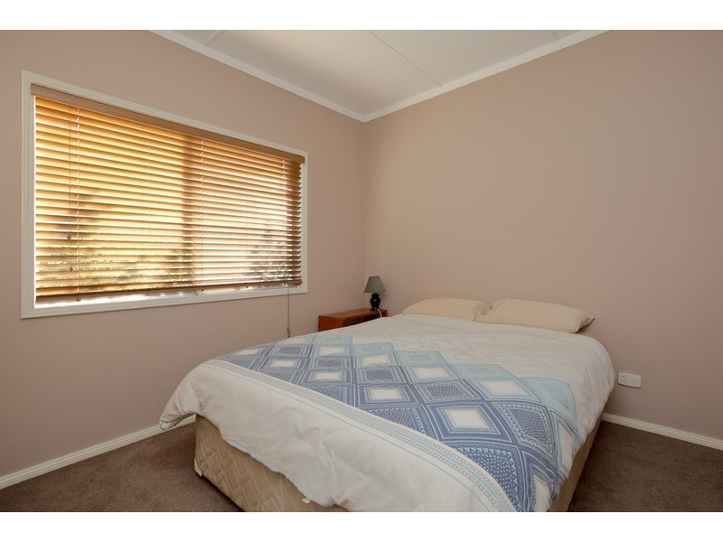27 South Tacoma Road, Tacoma South NSW 2259