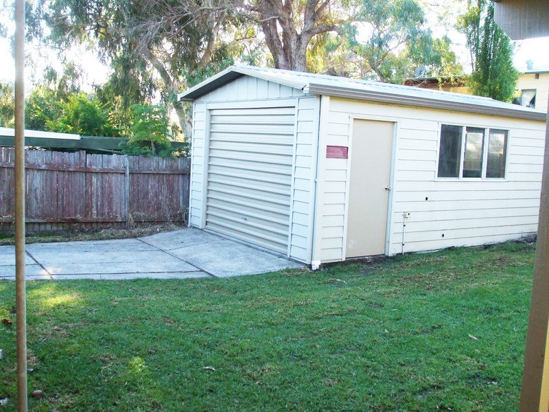 166 Cresthaven  Avenue, Bateau Bay NSW 2261