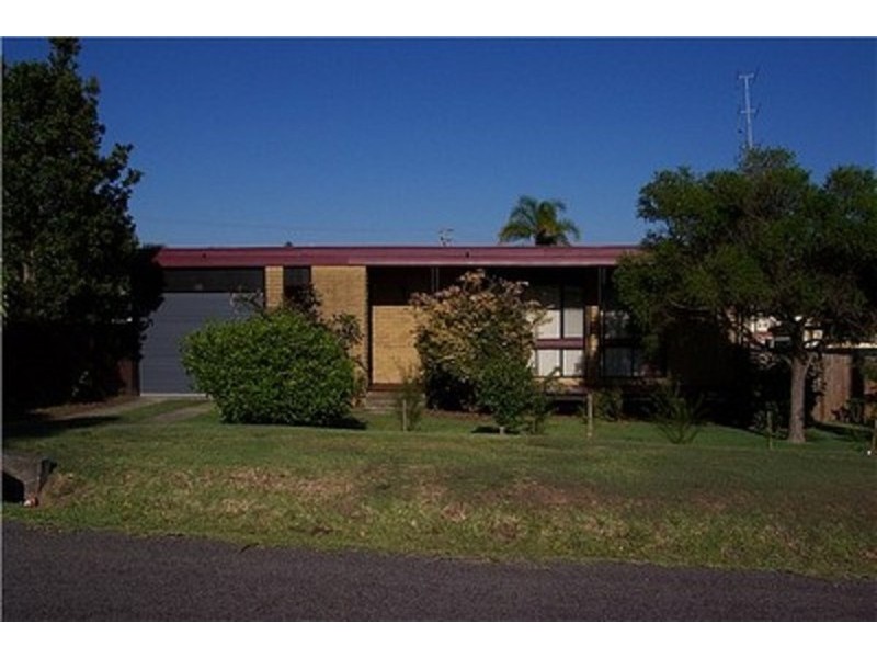 69 Cunningham Road, Killarney Vale NSW 2261