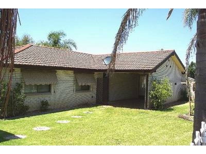9 Sturt Street, Killarney Vale NSW 2261