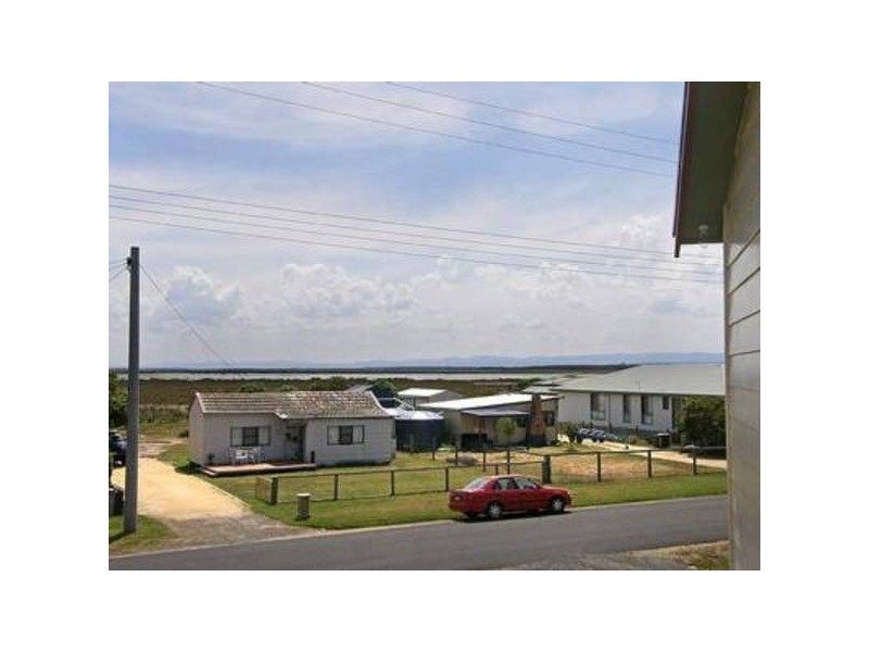 24 McLoughlins Road, Mcloughlins Beach VIC 3874