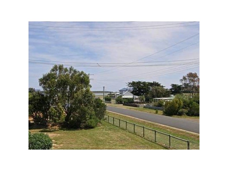 24 McLoughlins Road, Mcloughlins Beach VIC 3874
