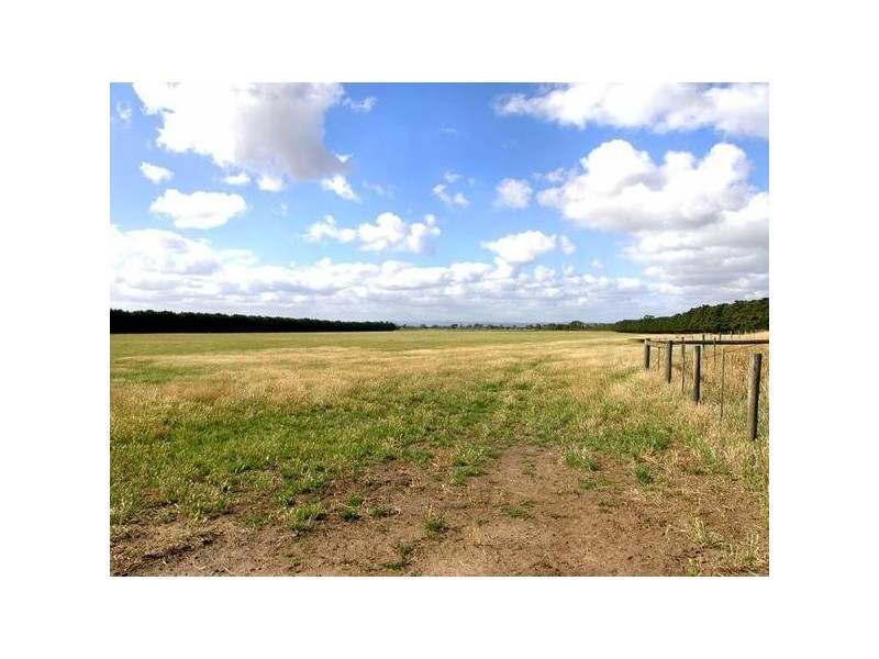 130 Langtree Road, Tooradin VIC 3980