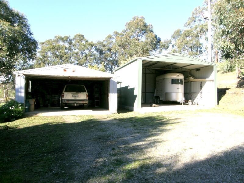 Nyora VIC 3987