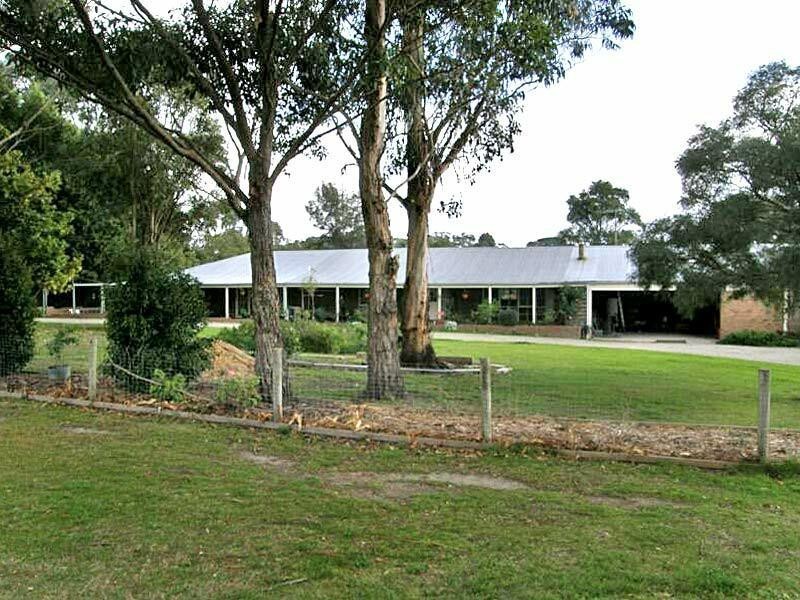 Nyora VIC 3987