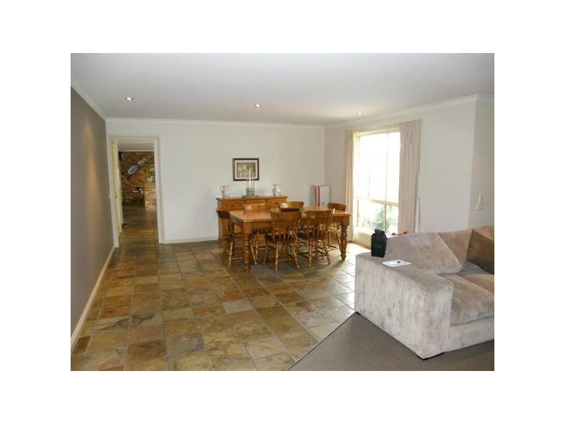 10 Gnoorong Street, Warneet VIC 3980