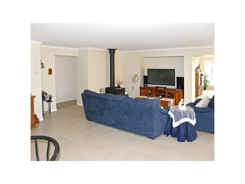 66 Hopetoun Road, Tooradin VIC 3980