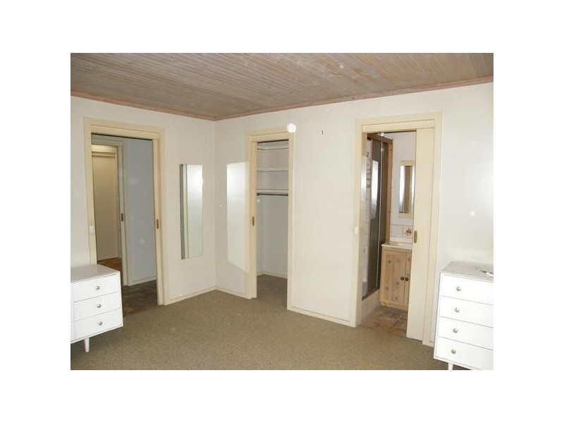 112 South Gippsland Highway, Tooradin VIC 3980