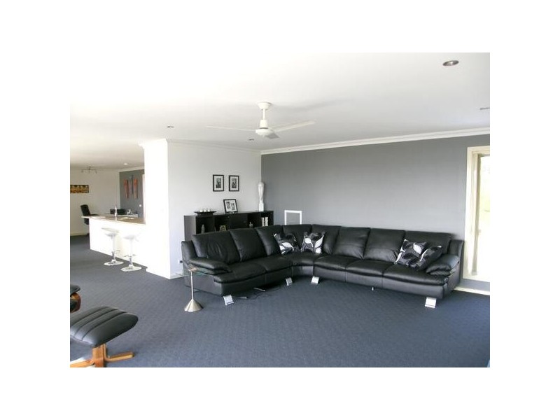 3 Settlers Court, Corinella VIC 3984