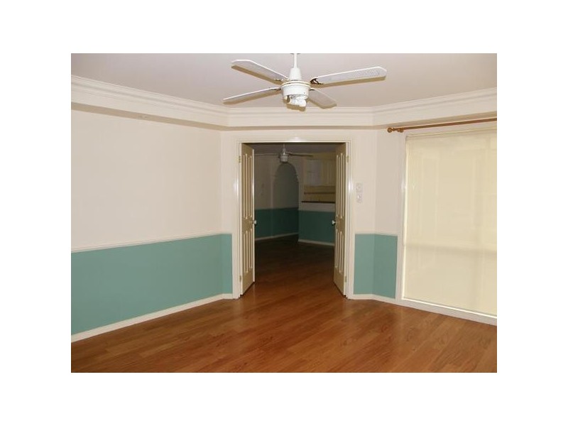 11 Gwenton Street, Cranbourne East VIC 3977