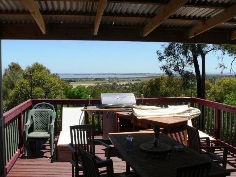 The Gurdies VIC 3984