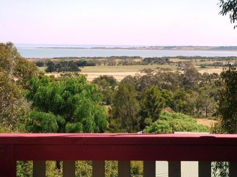 The Gurdies VIC 3984