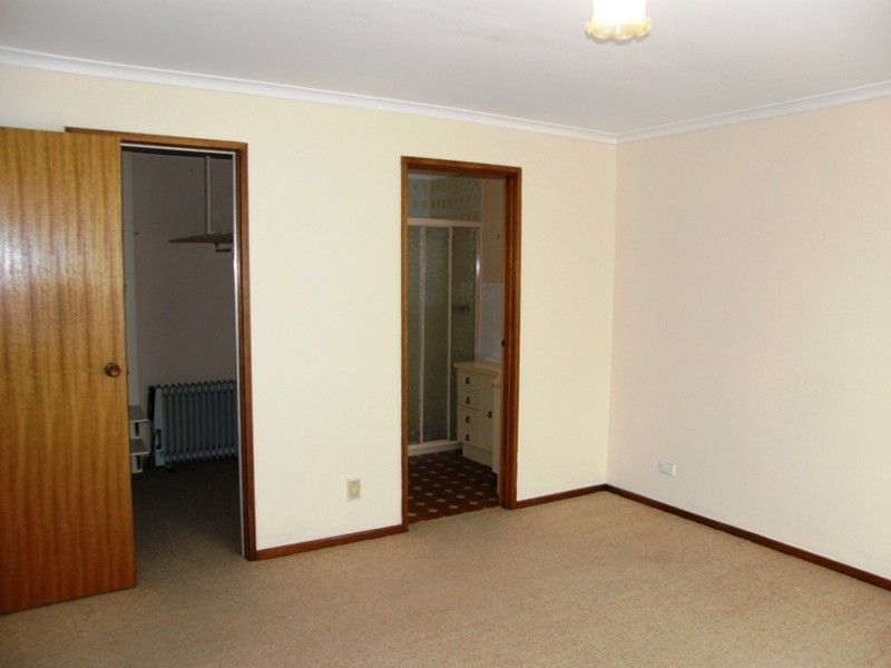 10 Dotterel Close, Blind Bight VIC 3980