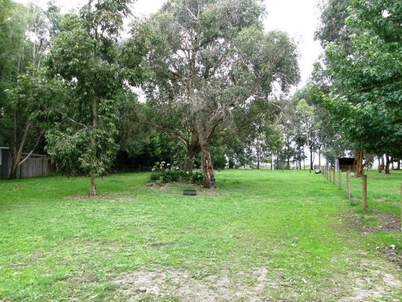 Lang Lang VIC 3984
